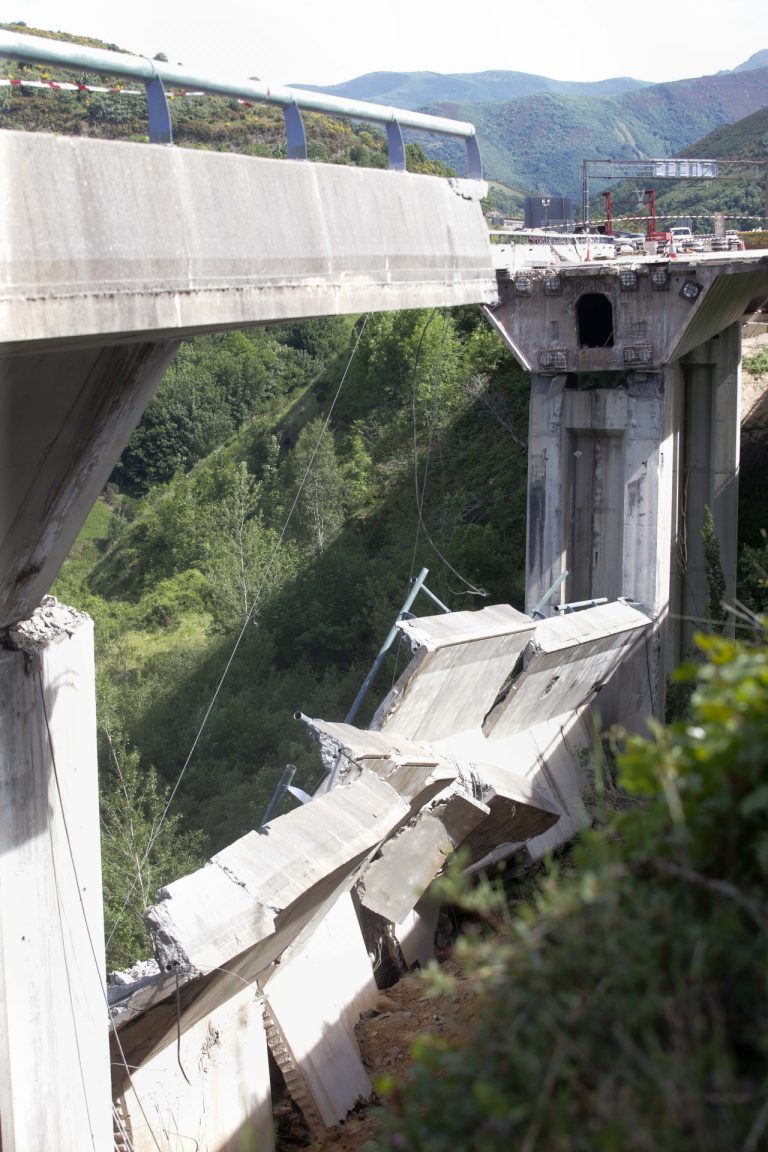 El alcalde de Pedrafita se muestra «satisfecho» con la alternativa al viaducto de la A-6