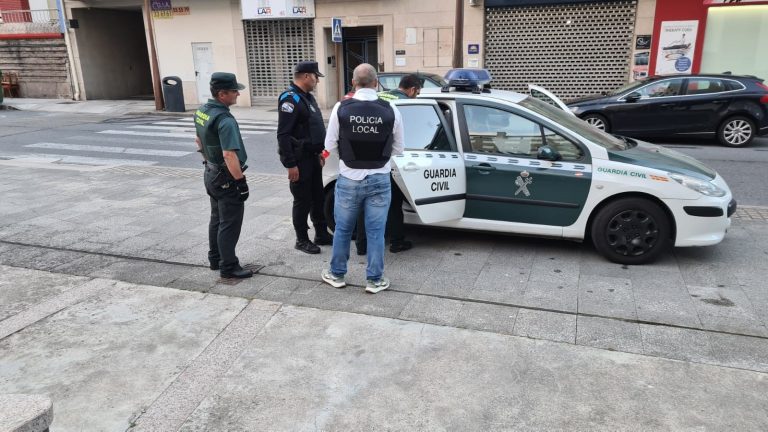 Liberada una mujer en O Porriño (Pontevedra) tras ser retenida en un piso durante 6 días por un joven, que fue detenido