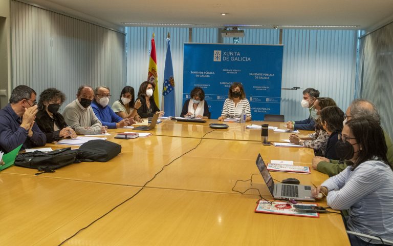 Sindicatos de Mesa Sectorial acusan al Sergas de «saltarse los órganos de negociación» con los cambios en Pontevedra