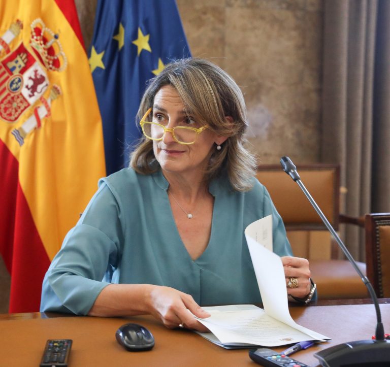 Ribera no cambiará el decreto de ahorro energético pese a la petición de retirada de 5 comunidades, entre ellas Galicia