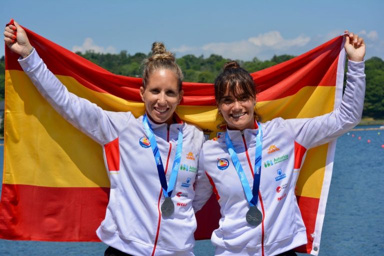 Los diez deportistas gallegos desplazados en Canadá consiguen cuatro medallas en el Mundial de Piragüismo Sprint