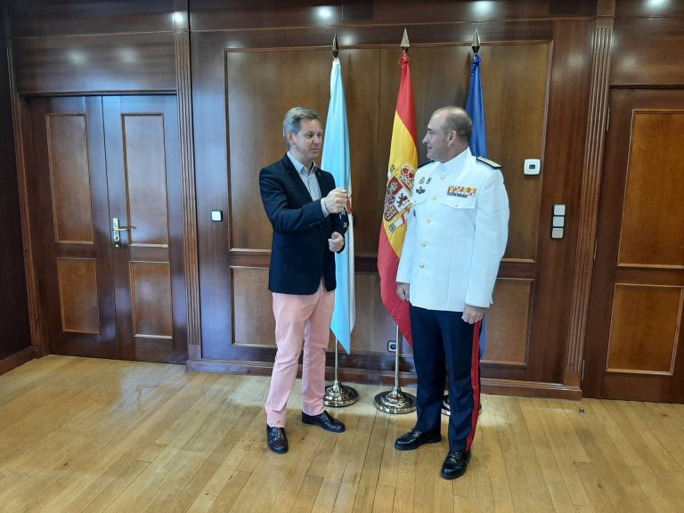 José Miñones traslada al nuevo comandante de la Fuerza de Protección «el respaldo y la colaboración» del Gobierno