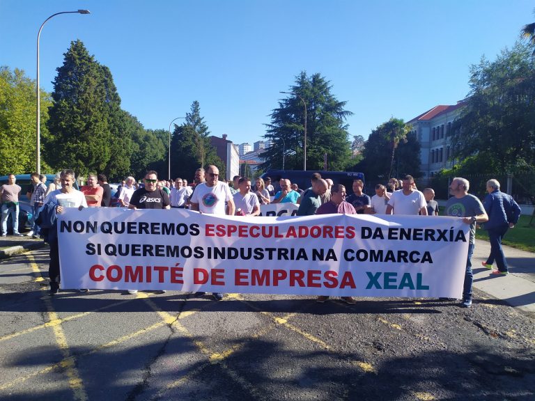 Trabajadores de Xeal demandan en Santiago a la Xunta «transparencia» y que exija el cumplimiento de las concesiones