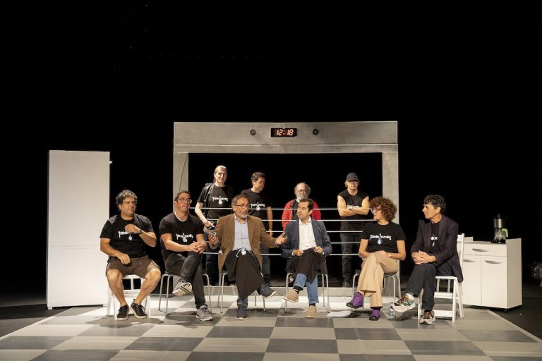El Festival de Teatro de Carballo celebra el 30 aniversario de Mofa e Befa con el estreno de ‘Pirolíticos’