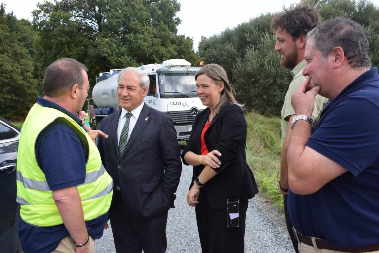 La Diputación de Lugo invierte 150.000 euros en la renovación de la carretera que une Chantada y Antas de Ulla