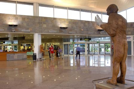 El Aeropuerto de A Coruña permitirá atender más de un millón y medio de pasajeros al año con su nuevo plan director