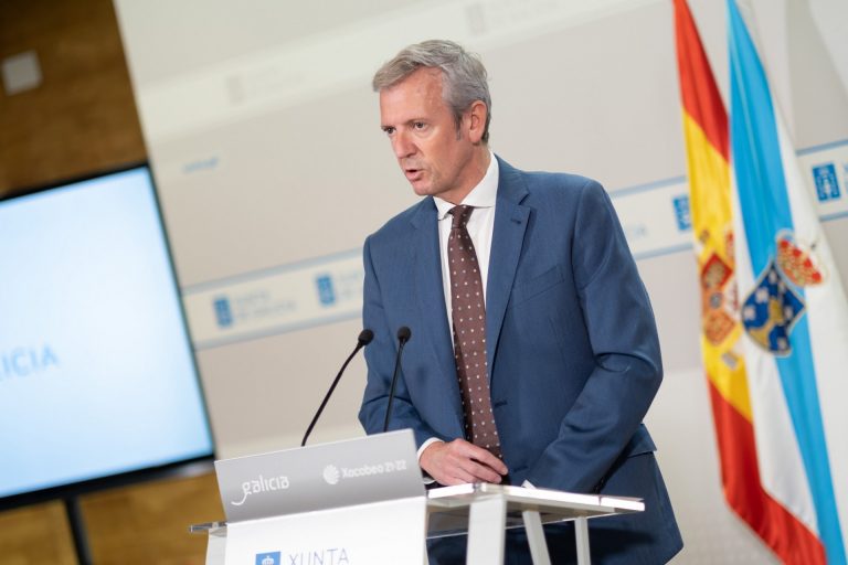 Consello.- Rueda avala a la gerente del Sergas y cree que «la gente prefiere calidad asistencial» a «proximidad»