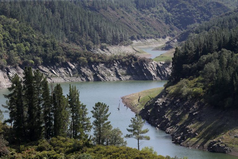La reserva hidráulica de Galicia crece hasta el 62,3%, casi el doble que la media de España