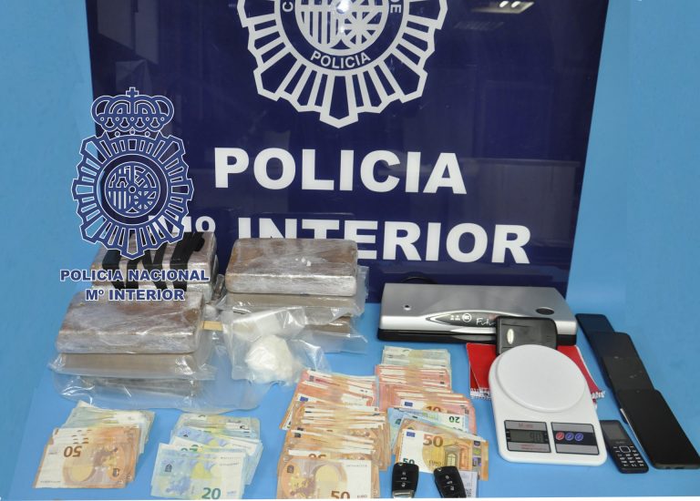 Detenidos tres integrantes de un grupo criminal encargado de distribuir cocaína en Galicia y Portugal