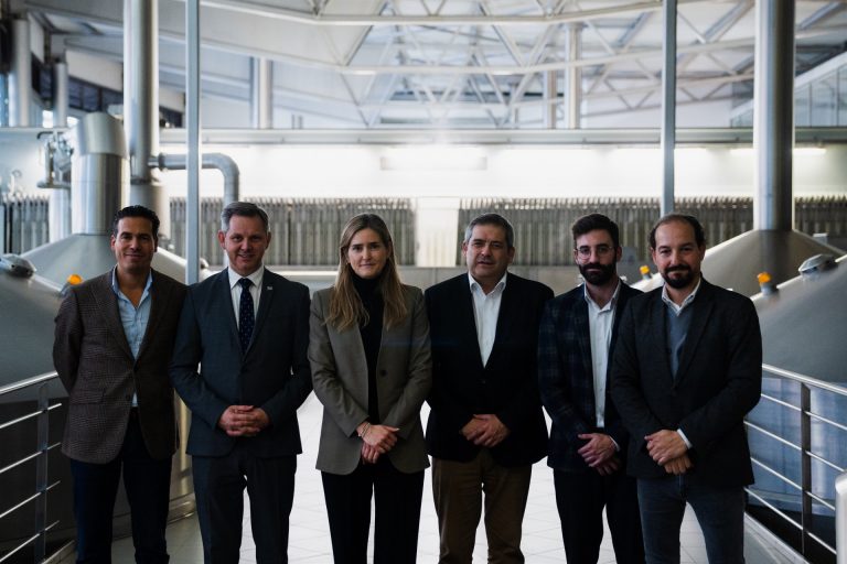 La fábrica de Estrella Galicia recibe financiación estatal para sistemas de energía con fuentes renovables
