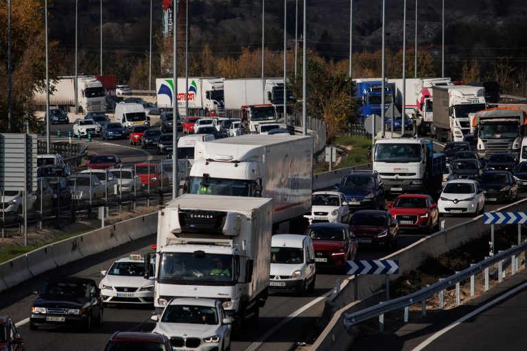 La DGT prevé 1.637.100 desplazamientos en las carreteras de Galicia en la operación especial de Navidad
