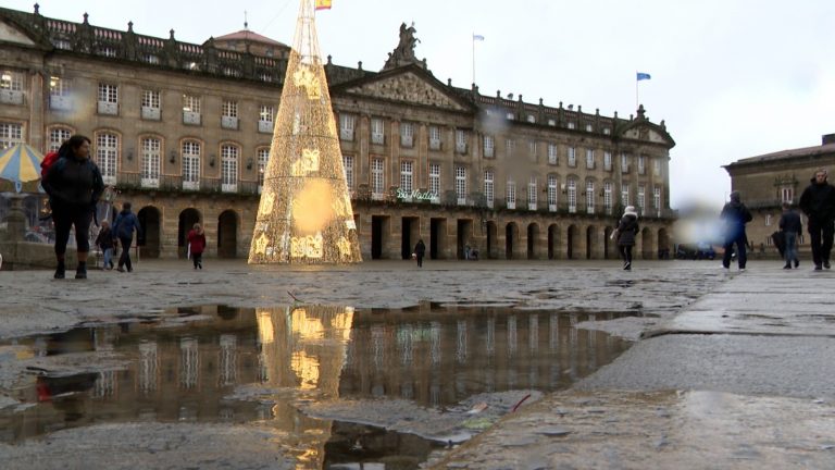 Galicia tendrá una Nochebuena de lluvias persistentes que remitirán ligeramente en Navidad