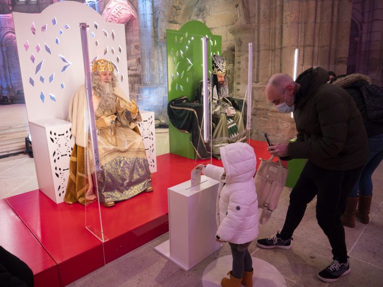 La Cabalgata de Reyes recorrerá las calles de Santiago con un nuevo trayecto y ambientada en cinco cuentos populares