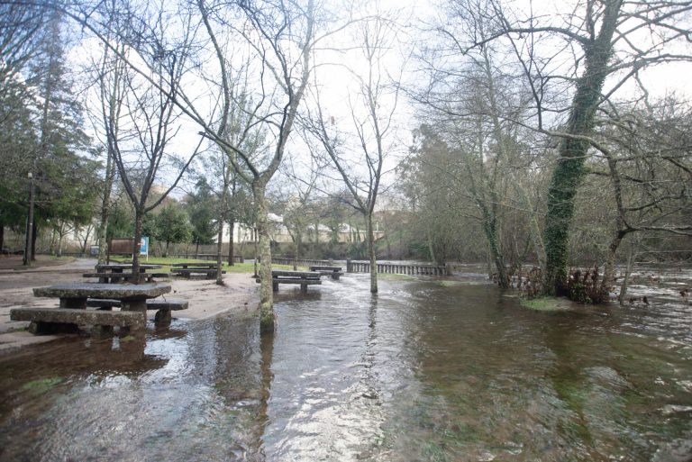 Activo el plan especial de riesgo por inundaciones ante la subida del caudal de ríos en Pontevedra y Ourense