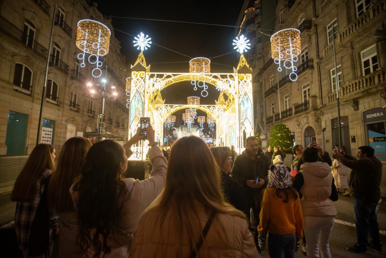 Vigo apagará el próximo domingo sus luces de Navidad tras registrar «datos apoteósicos» de afluencia