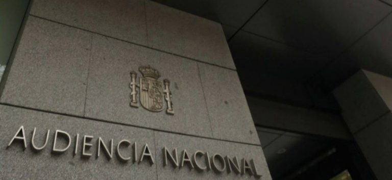 El juez rechaza la querella de accionistas del Popular contra la cúpula de la CNMV por la ampliación de 2012