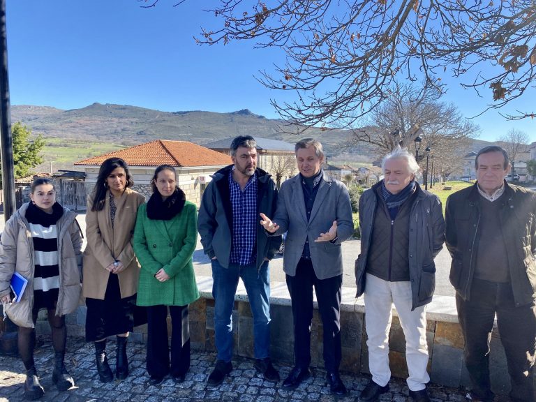 Más de 1.300 familias y empresas de A Mezquita y A Gudiña (Ourense) contarán con mejoras en la conexión de banda ancha