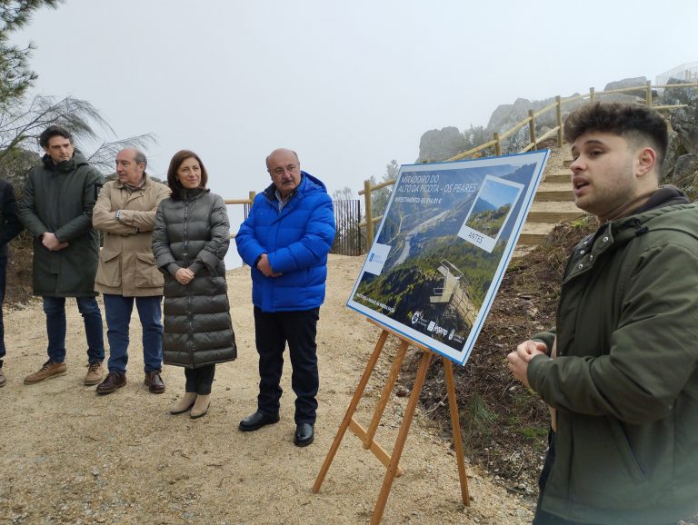 El mirador del Alto da Picota permite una panorámica con «las mejores vistas» de la confluencia del Miño y el Sil