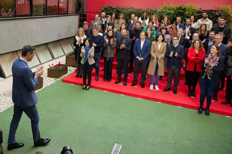 El PSOE reúne en Ferraz a los líderes provinciales para que expongan las medidas anticrisis en sus campañas