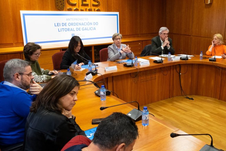 Rosa Quintana insiste en que la ley del litoral es «perfectamente constitucional»: «Ejercemos nuestras competencias»