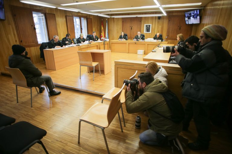 Las familias de las víctimas del Cash Record creen que el acusado «mintió» y que cayó en «contradicciones»