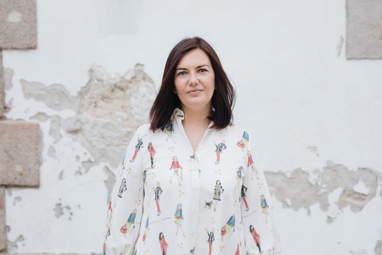 Ledicia Costas recoge en Vigo su galardón como ganadora del XX Premio de Poesía Afundación