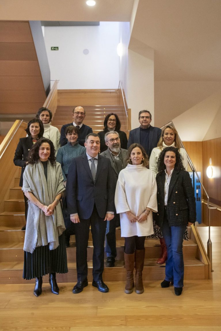 Exposiciones de Picasso y Lugrís, entre las cerca de 70 muestras que acogerán museos de la Xunta este año