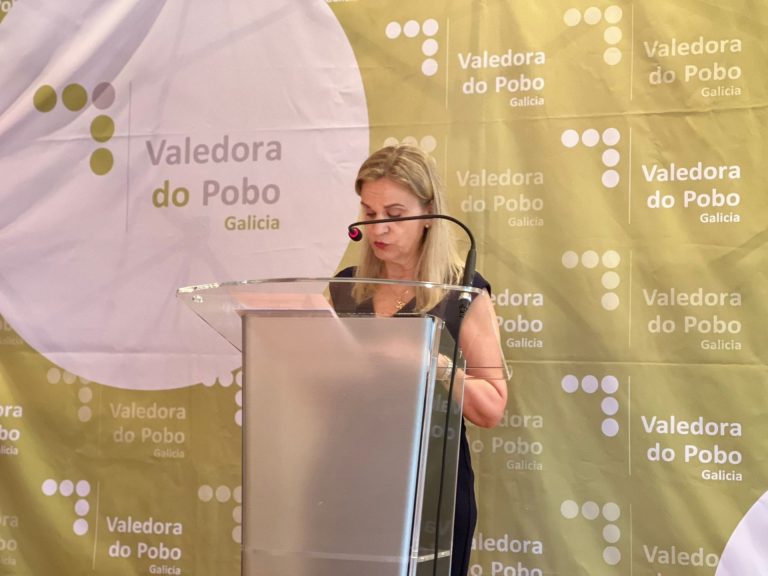 La defensoría gallega se dota de un servicio económico y ‘corrige’ la ausencia del femenino en su reglamento