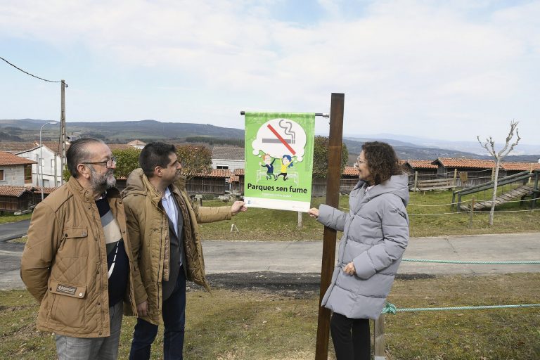A Merca y O Pereiro de Aguiar, primeros municipios de Ourense en contar con parques libres de humo de tabaco