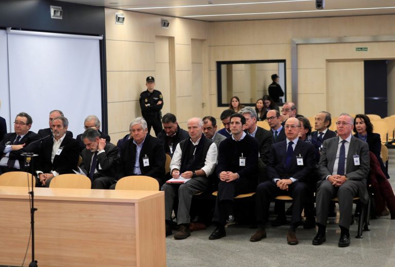 Pequeños accionistas de Pescanova estudian acudir al TJUE y a la vía civil tras la sentencia del Supremo