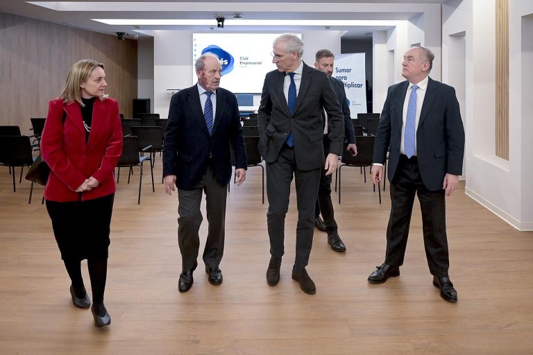 La Xunta recrimina al Ayuntamiento de A Coruña que rompa «de forma unilateral» el convenio para ampliar el Chuac