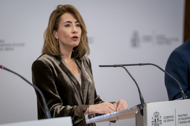 Raquel Sánchez da por asumida toda responsabilidad por el error de los trenes con las nuevas dimisiones