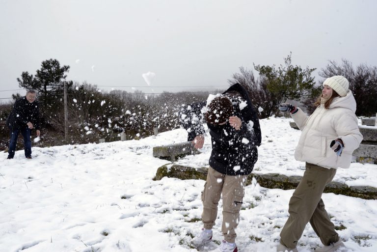 Mínimas de hasta 5 grados bajo cero mantienen en aviso este jueves el sur de Lugo y Ourense