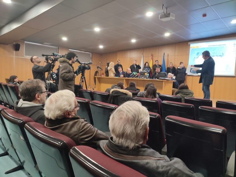 Defensa da Pesca ve la aprobación de los POEM como «un ataque directo» al sector y pide la dimisión de Ribera