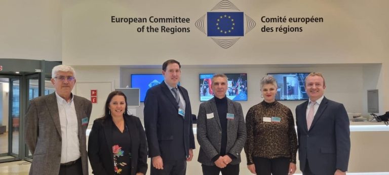 Ana Miranda y una delegación del BNG de Ourense mantienen un encuentro de trabajo en Bruselas sobre fondos europeos