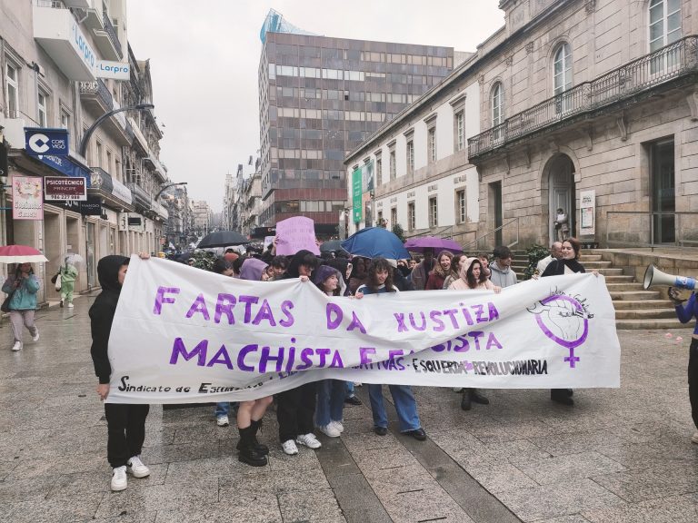 8M.- Los sindicatos inician las marchas del 8M en Galicia para reclamar la igualdad de género con participación desigual