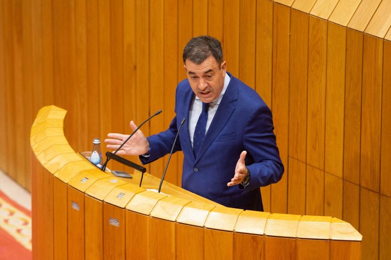 Galicia acusa al Gobierno de cambiar la legislación educativa «muy rápido», con «mínimo consenso» y «visión política»