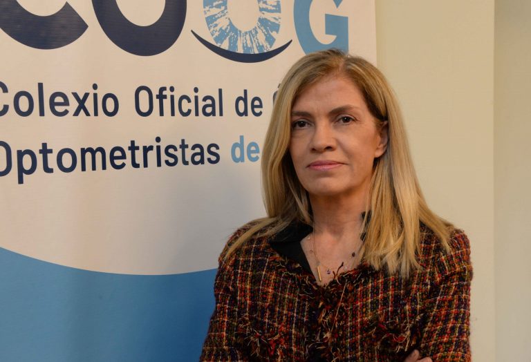 Esther Amaro, primera mujer en presidir el Colexio Oficial de Ópticos Optometristas de Galicia
