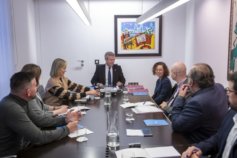 Rueda se compromete con la Red contra la Pobreza a lanzar un nuevo programa de acceso a vivienda para personas sin hogar