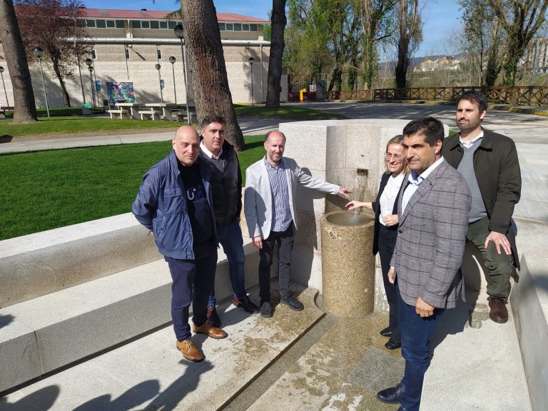 La Xunta inaugura en Ourense una fuente termal y el alcalde la tacha de «actuación nimia» y «calderilla» para la ciudad