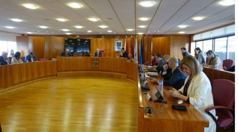 El Pleno de Vigo aprueba la concesión de la Medalla de la Ciudad y los 14 Vigueses Distinguidos