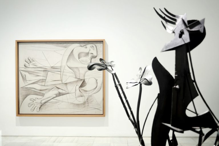 Casi 2.000 personas visitaron la exposición de Picasso en A Coruña durante el primer fin de semana