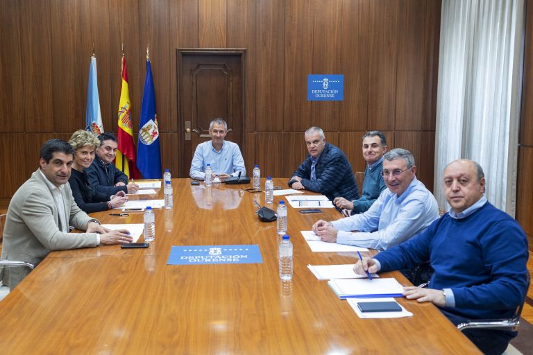 Xunta y Diputación de Ourense aprueban la memoria que avala la gestión directa en 4 parques de bomberos provinciales