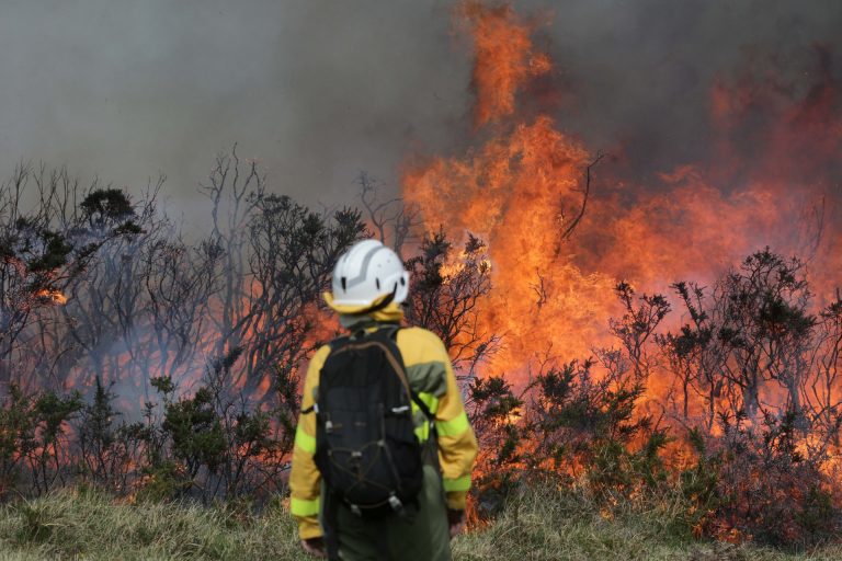 El incendio de Baleira ya alcanza las 1.100 hectáreas calcinadas