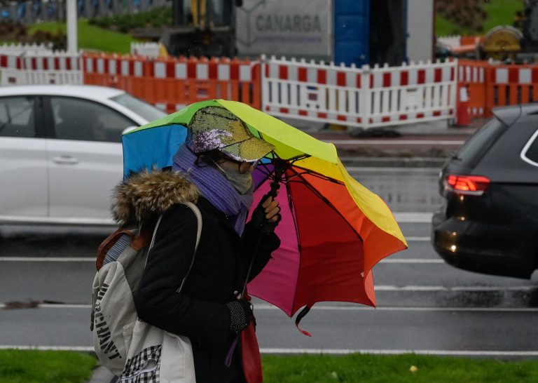 Viveiro (Lugo) registra rachas de viento de hasta 131,5 km/h