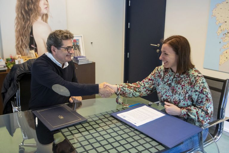 La Federación de Libreiros de Galicia renueva su adhesión al programa Carné Xove de la Xunta de Galicia