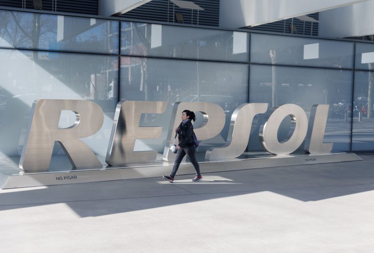 Dos proyectos de Repsol, uno en A Coruña, para impulsar el hidrógeno renovable en reciben 25 millones en ayudas del IDAE