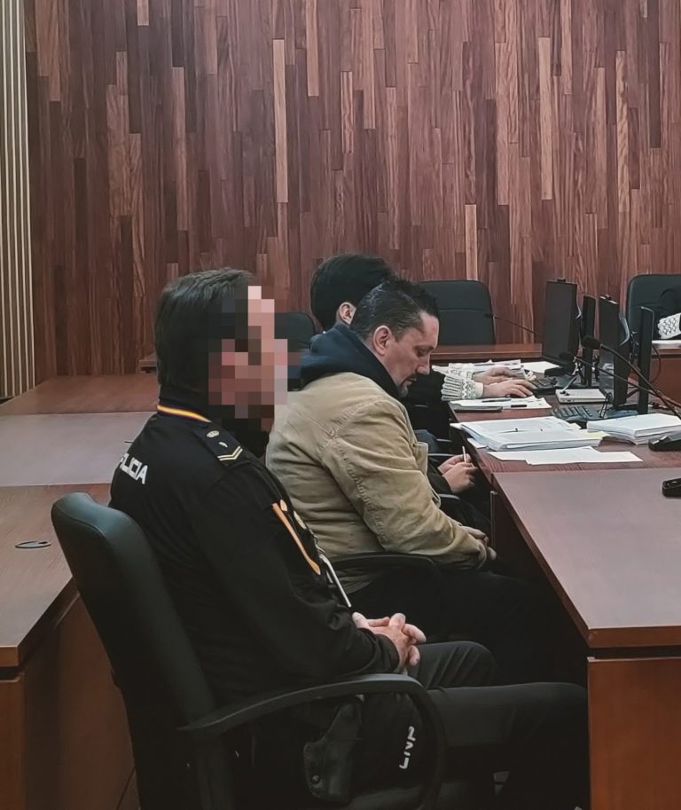 Condenado a 14 años de cárcel el hombre que asesinó a su proveedor de droga en Chapela