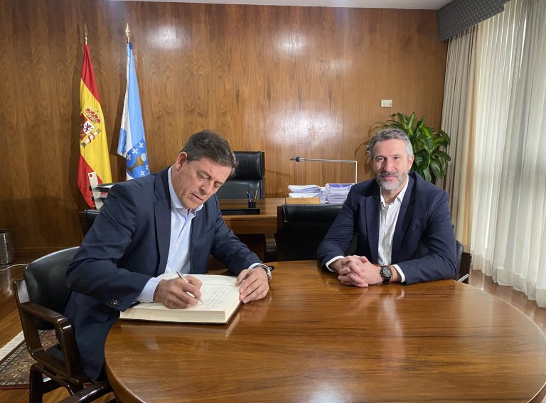 Pesca.- Besteiro insta a Rueda a ponerse «manos a la obra» para solucionar el conflicto de la mejilla