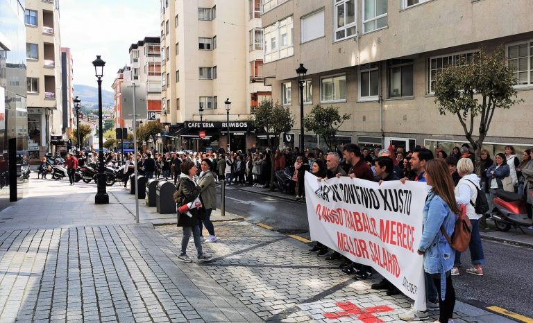 Desconvocada la huelga en el hospital Povisa tras un preacuerdo que incluye una subida salarial del 4 % para 2023